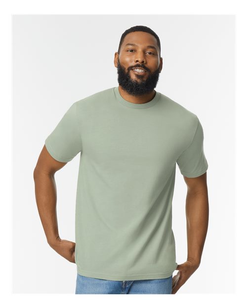 Gildan Unisex Softstyle® Midweight T-Shirt 65000